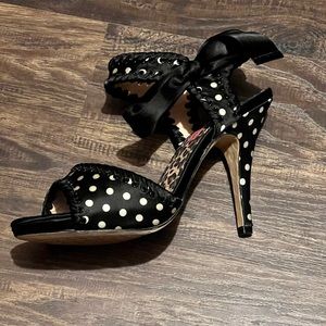 Betsey Johnson heal. Super cute!